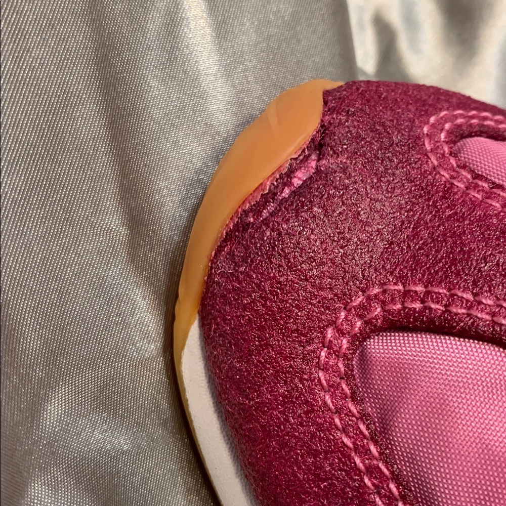 🌹WOMEN'S NIKE PACIFIC • PINK & WHITE SNEAKERS • - Picture 6 of 12